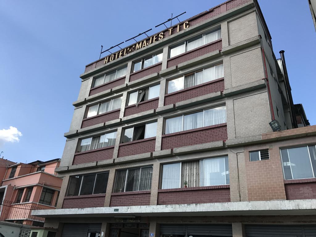 Hotel Majestic كويتو المظهر الخارجي الصورة